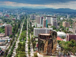 Vista aérea de Avenida Reforma. Fotografía por Inguat Fotografía por Inguat